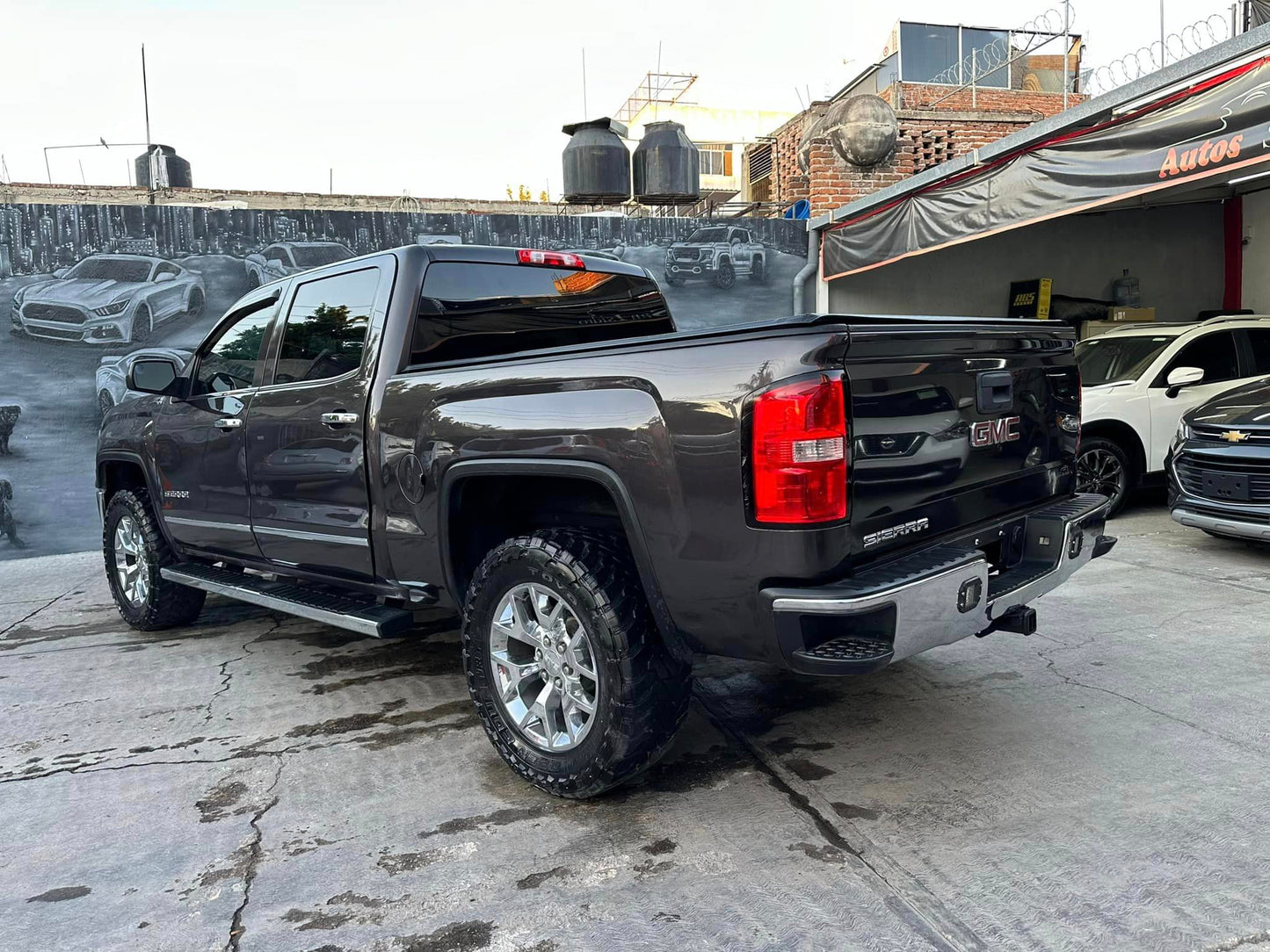 SIERRA GMC - 2015