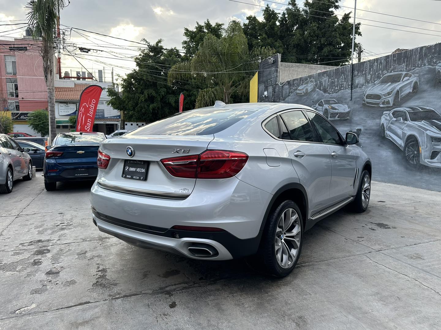 X6 - BMW