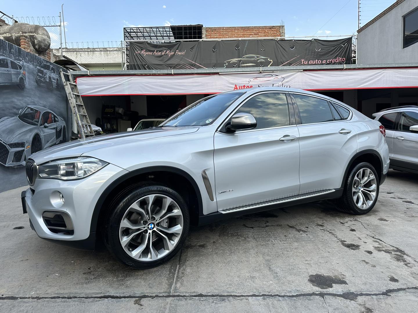 X6 - BMW