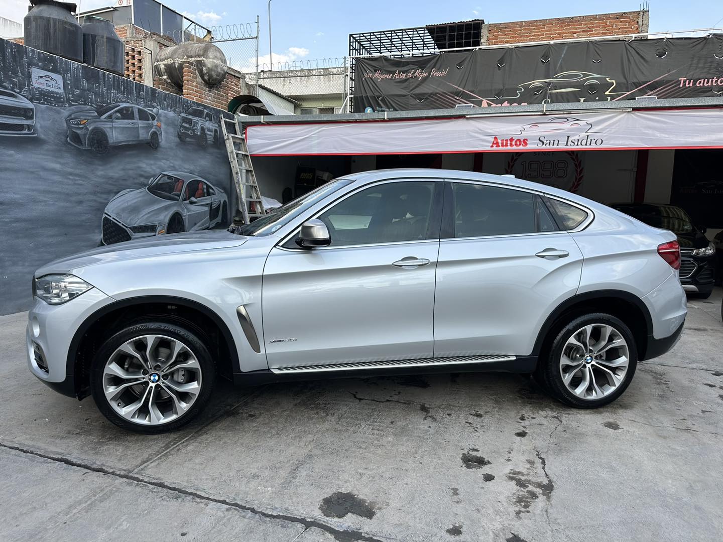 X6 - BMW